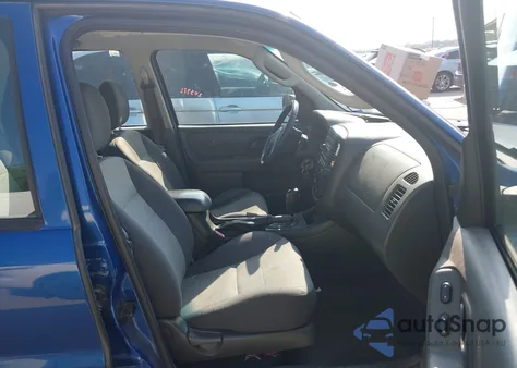 2007 Ford Escape Xls/Xls Manual z USA, uszkodzony, nr VIN 1FMYU02Z07KB78973